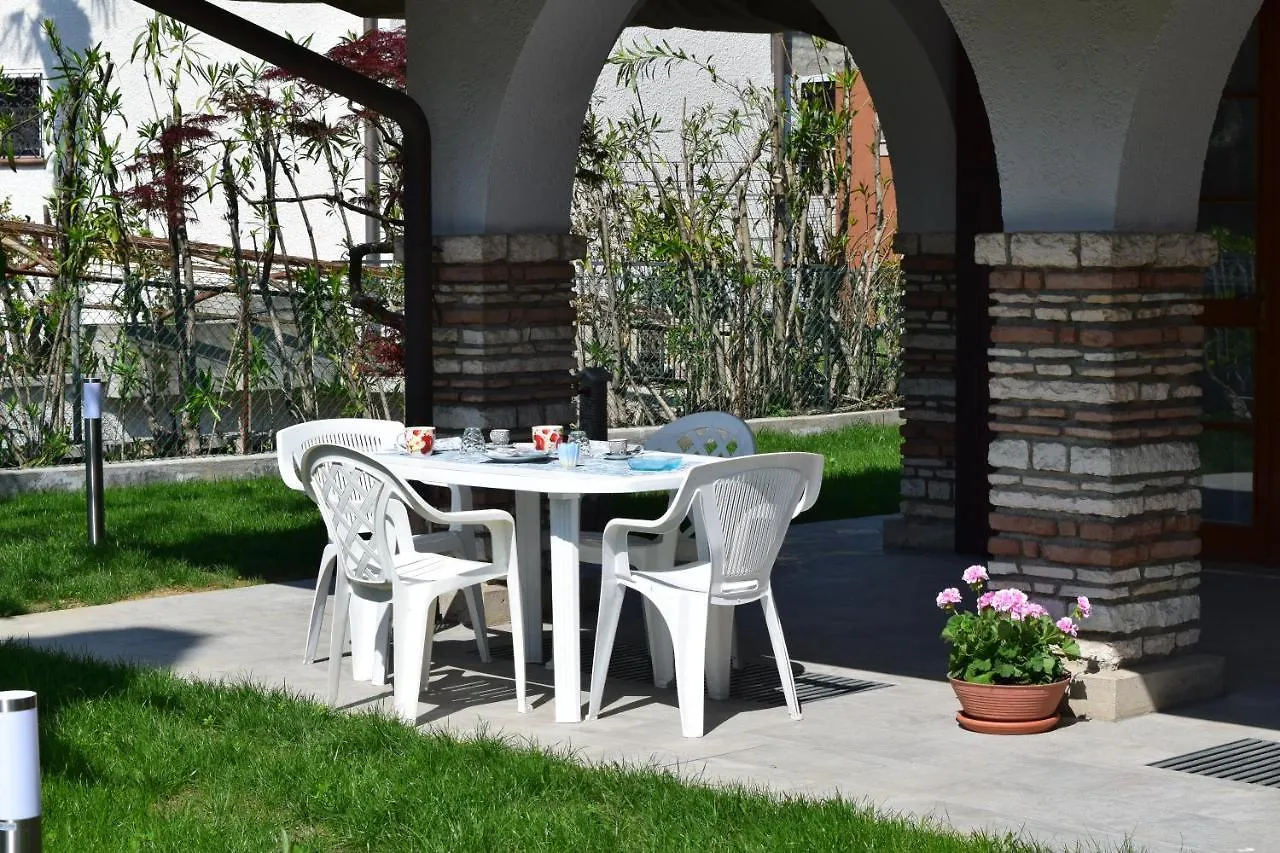 Villa Fiorita シルミオーネ イタリア
